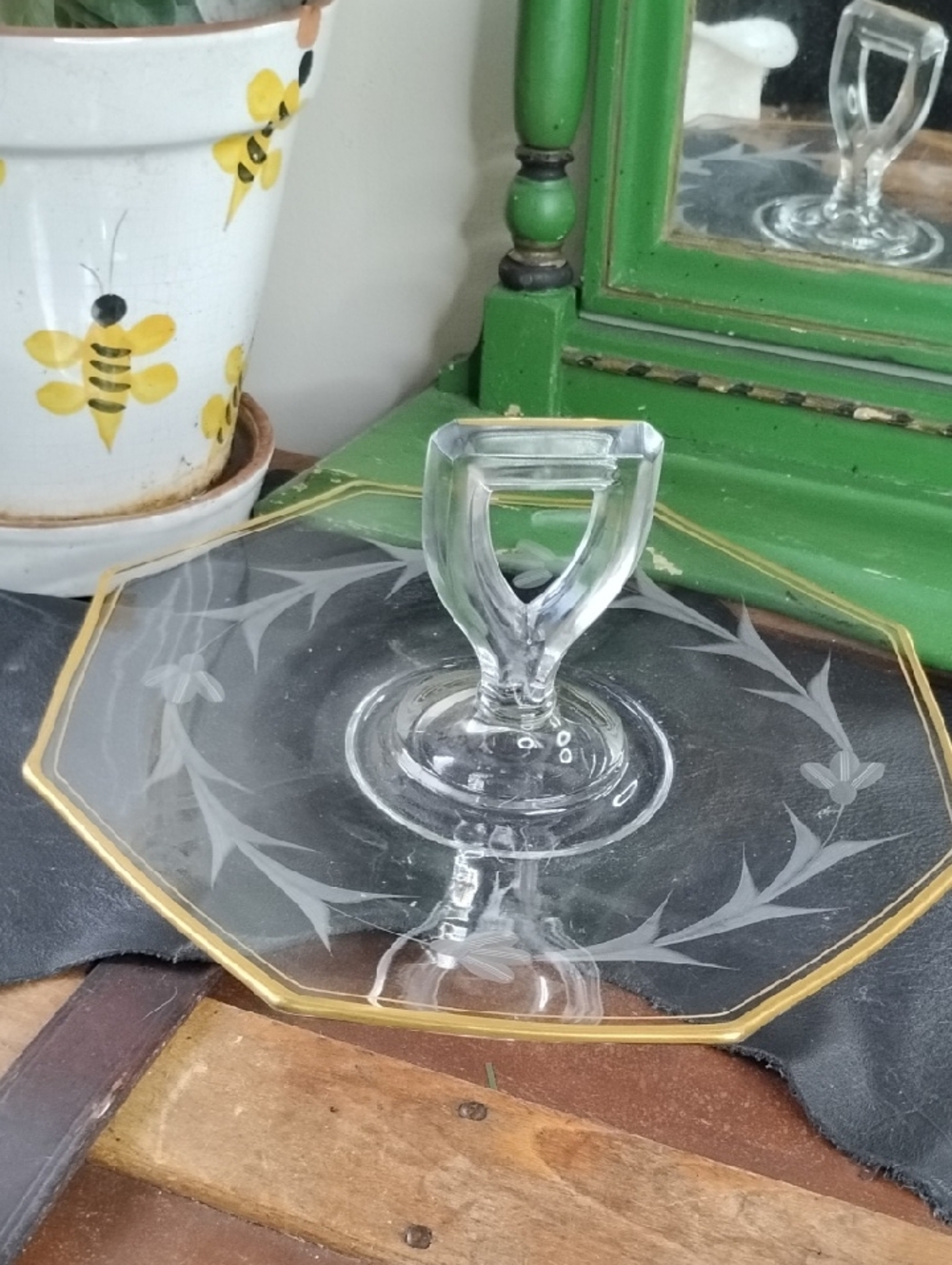 Vintage Clear Glass Octagonal Serving Stand with Gold Trim